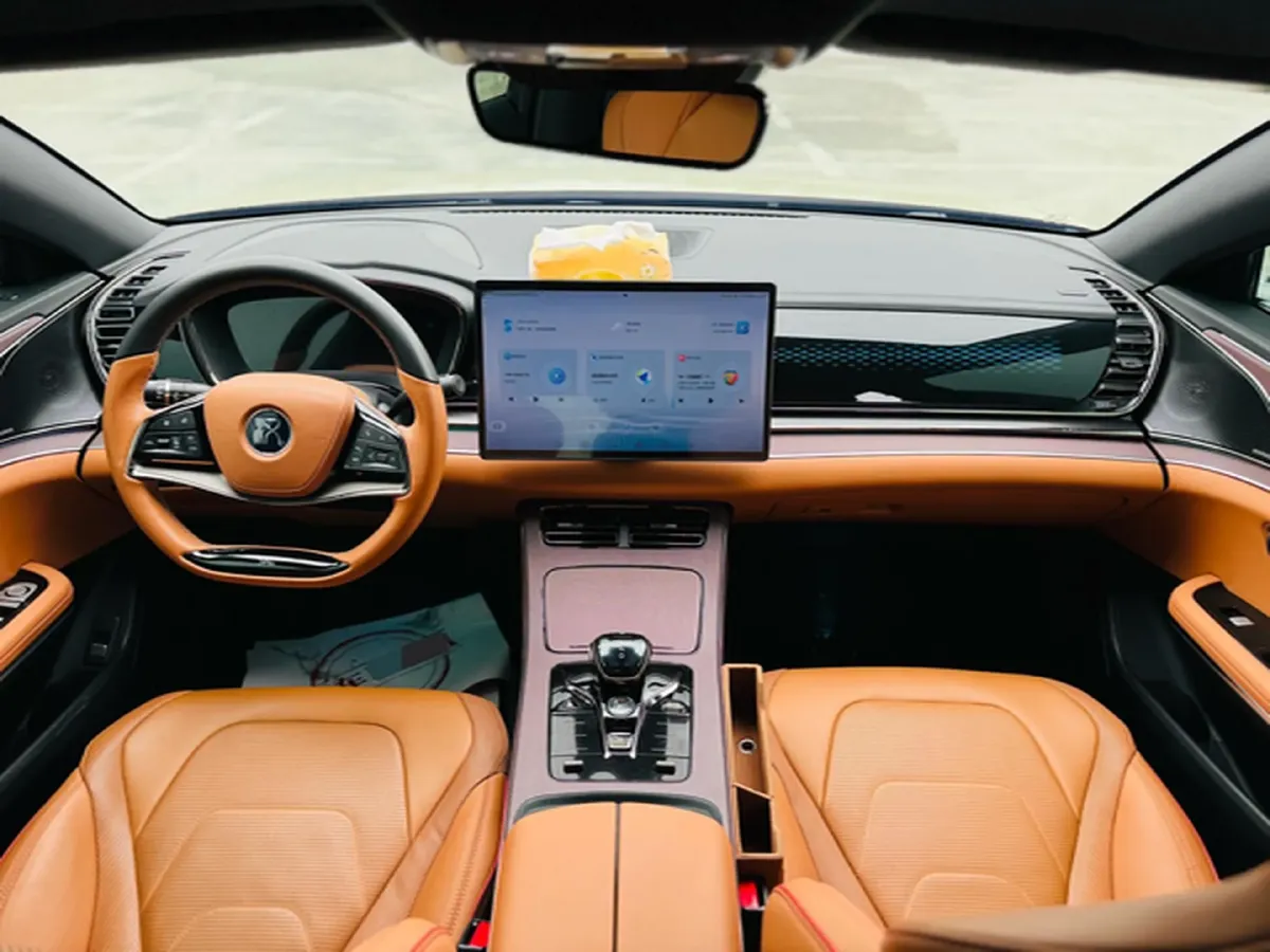 2023 BYD Han 1.5T 139HP L4 E-CVT PHEV 18.316KWH,autocango,china used car exporter,china ev exporter,chinese used car exporter,chinese used ev exporter