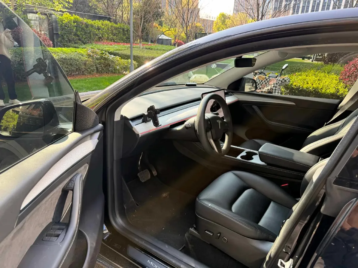 2023 Tesla Model Y BEV 78.4KWH,autocango,china used car exporter,china ev exporter,chinese used car exporter,chinese used ev exporter