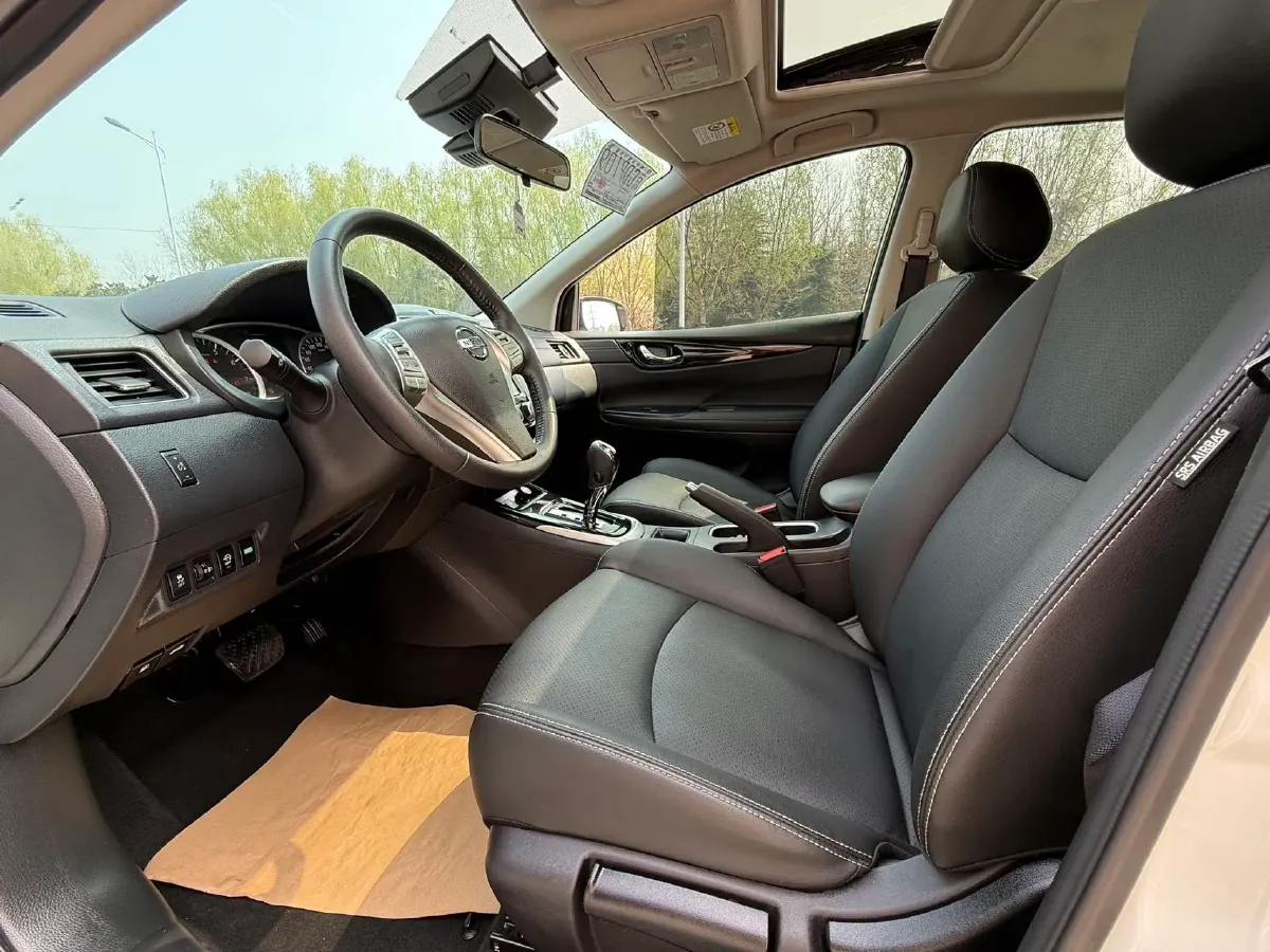 2023 Nissan Tiida 1.6L 122HP L4 CVT,autocango,china used car exporter,china ev exporter,chinese used car exporter,chinese used ev exporter