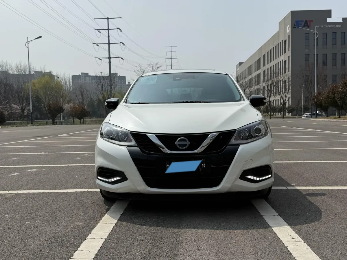 2023 Nissan Tiida 1.6L 122HP L4 CVT,autocango,china used car exporter,china ev exporter,chinese used car exporter,chinese used ev exporter