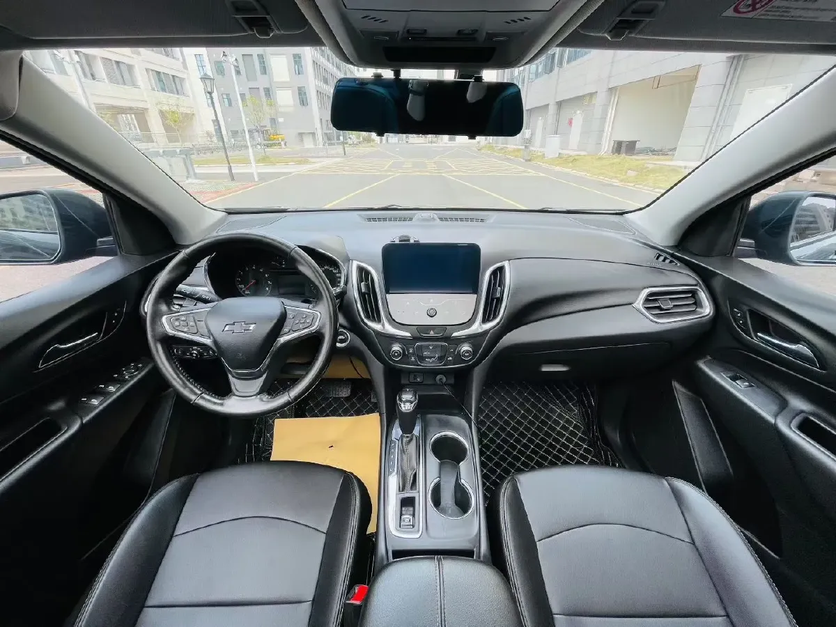 2018 Chevrolet Equinox 1.5T 180HP L4 6AT,autocango,china used car exporter,china ev exporter,chinese used car exporter,chinese used ev exporter