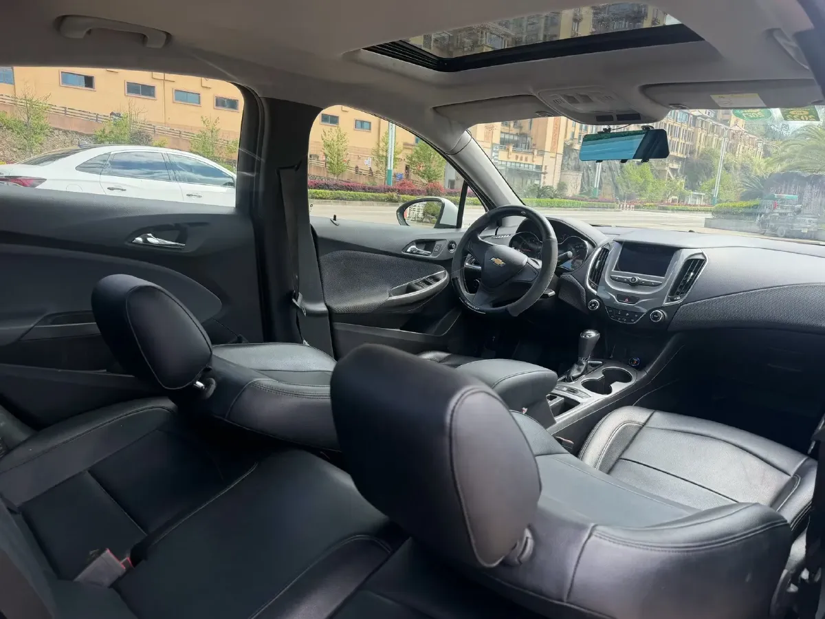 2018 Chevrolet Cruze 1.5L 114HP L4 6AT,autocango,china used car exporter,china ev exporter,chinese used car exporter,chinese used ev exporter