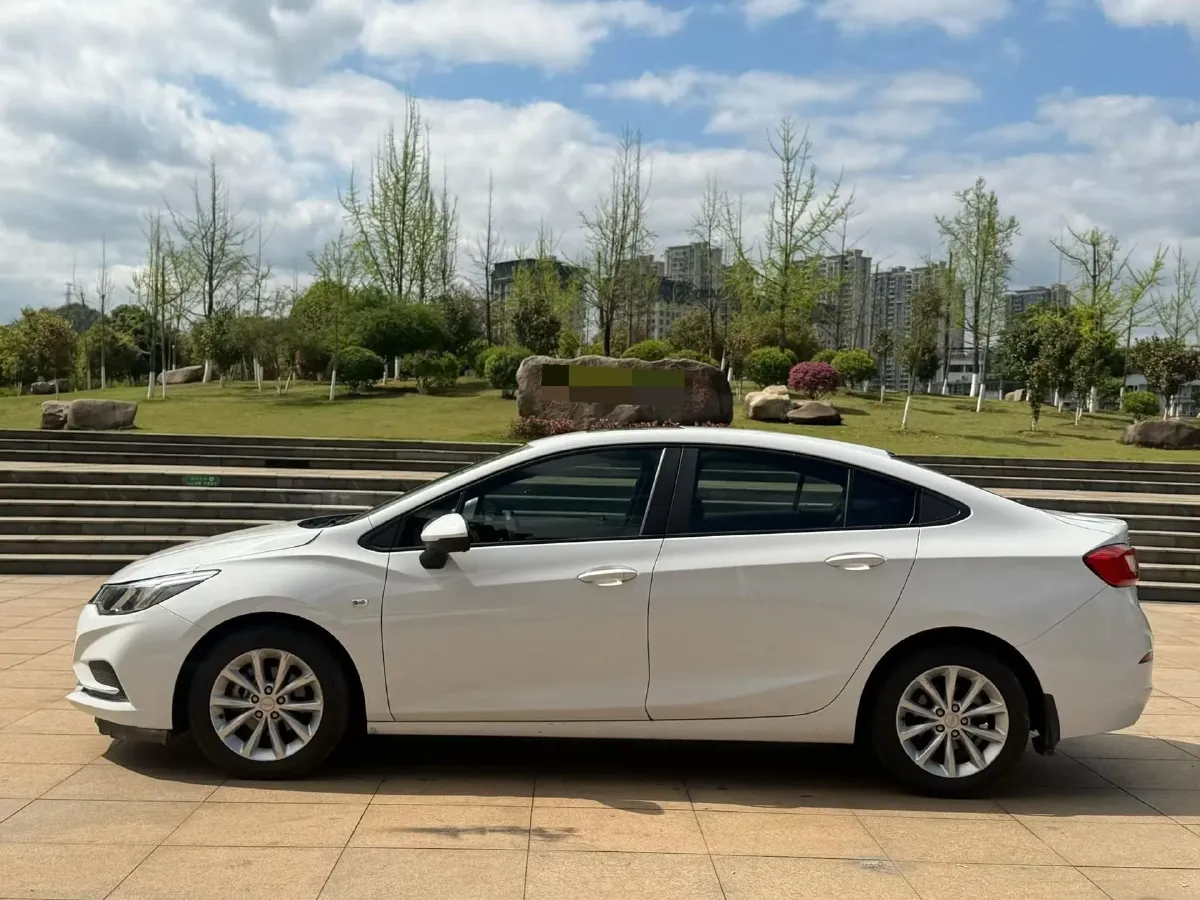 2018 Chevrolet Cruze 1.5L 114HP L4 6AT,autocango,china used car exporter,china ev exporter,chinese used car exporter,chinese used ev exporter