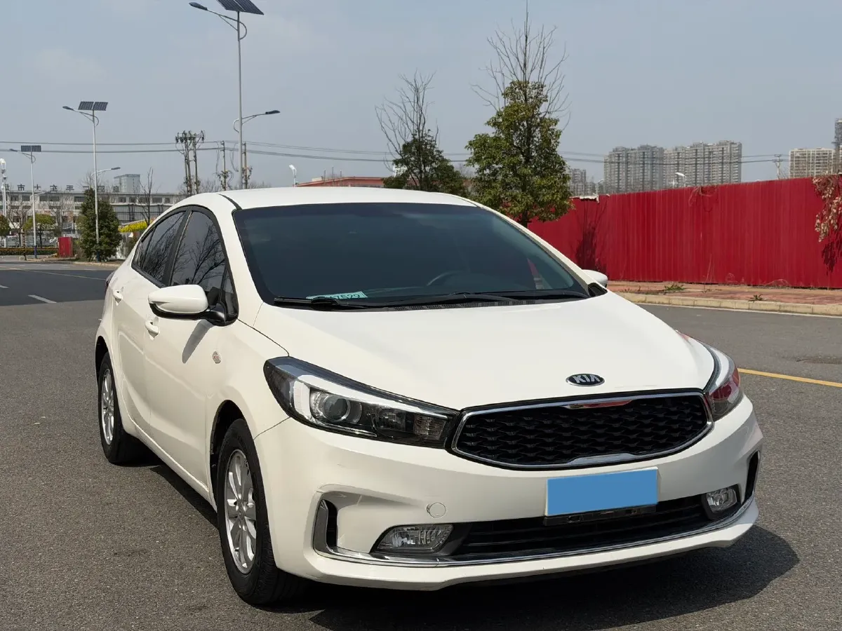 2016 Kia K3 1.6L 128HP L4 6MT,autocango,china used car exporter,china ev exporter,chinese used car exporter,chinese used ev exporter