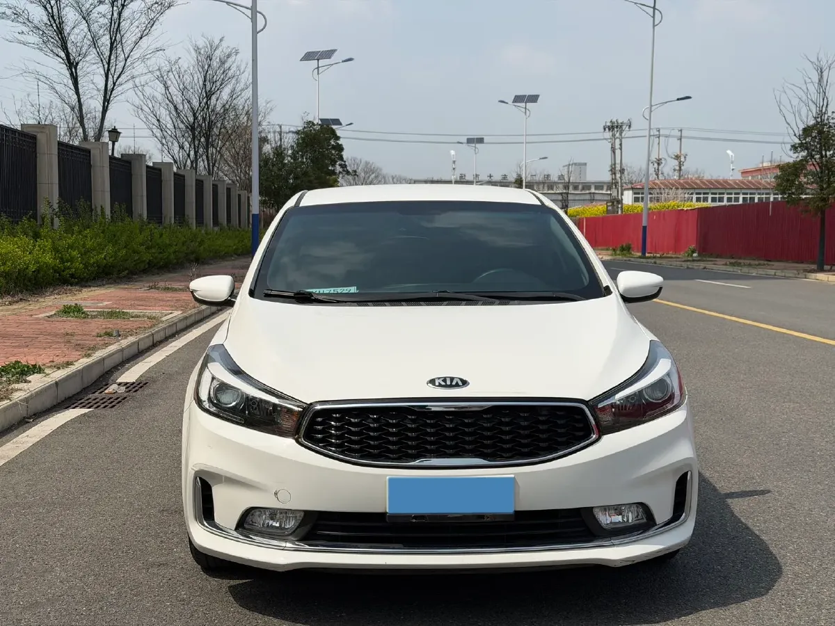 2016 Kia K3 1.6L 128HP L4 6MT,autocango,china used car exporter,china ev exporter,chinese used car exporter,chinese used ev exporter