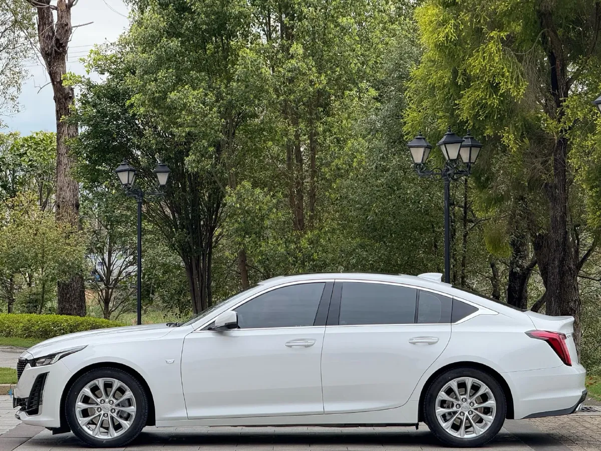 2022 Cadillac CT5 2.0T 237HP L4 10AT,autocango,china used car exporter,china ev exporter,chinese used car exporter,chinese used ev exporter