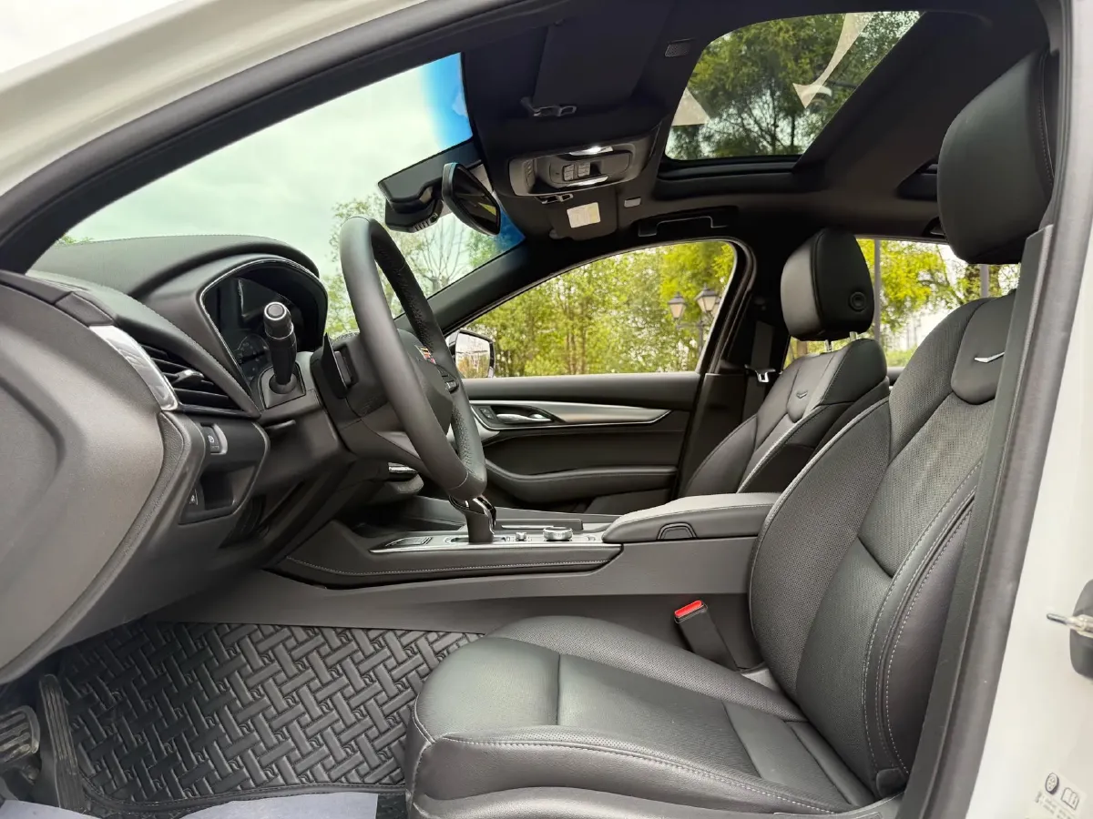 2022 Cadillac CT5 2.0T 237HP L4 10AT,autocango,china used car exporter,china ev exporter,chinese used car exporter,chinese used ev exporter