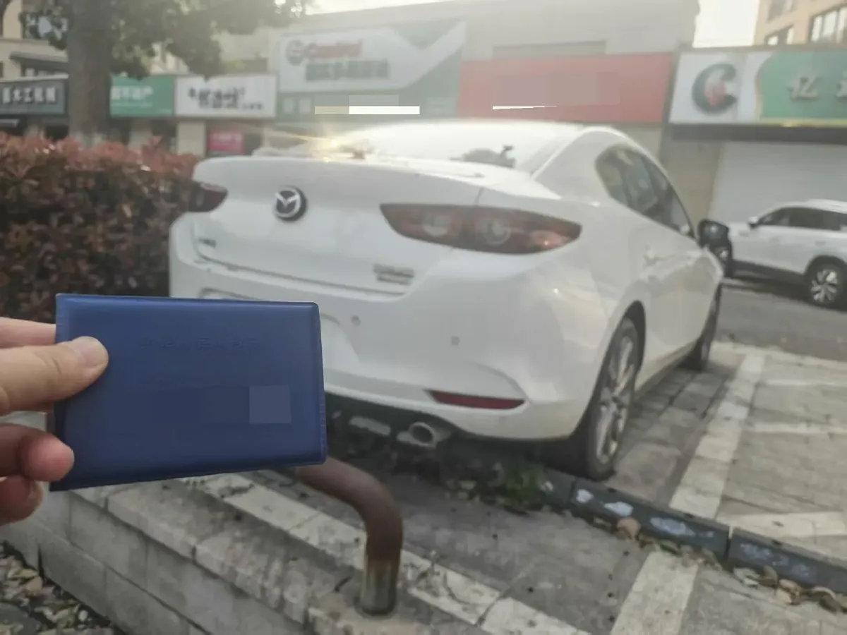 2021 Mazda 3 Axela 2.0L 158HP L4 6AT,autocango,china used car exporter,china ev exporter,chinese used car exporter,chinese used ev exporter
