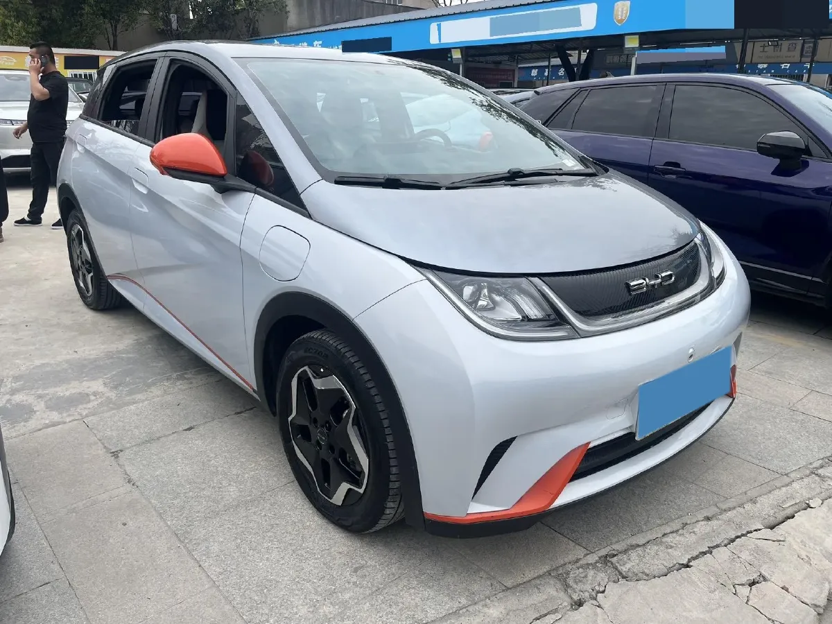 2021 Ford Escort 1.5L 122HP L3 6AT,autocango,china used car exporter,china ev exporter,chinese used car exporter,chinese used ev exporter