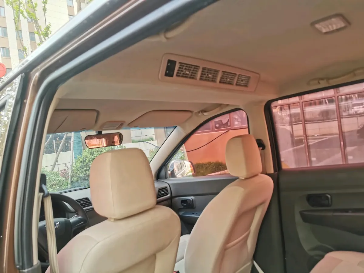 2016 WuLing HongGuang 1.5L 112HP L4 5MT,autocango,china used car exporter,china ev exporter,chinese used car exporter,chinese used ev exporter