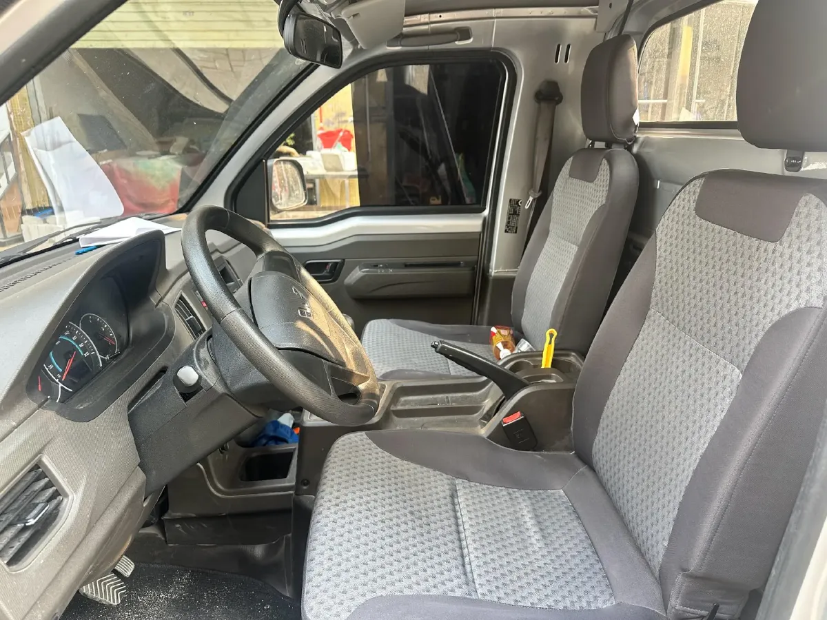 2023 WuLing RongGuang New Truck 2.0L 136HP L4 5MT,autocango,china used car exporter,china ev exporter,chinese used car exporter,chinese used ev exporter