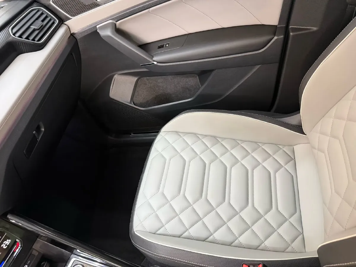 2023 Volkswagen Tayron 1.4T 150HP L4 7DCT,autocango,china used car exporter,china ev exporter,chinese used car exporter,chinese used ev exporter