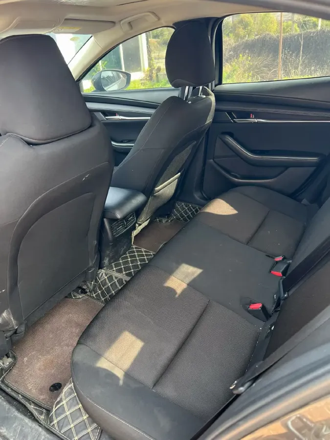 2022 Mazda 3 Axela 2.0L 158HP L4 6AT,autocango,china used car exporter,china ev exporter,chinese used car exporter,chinese used ev exporter
