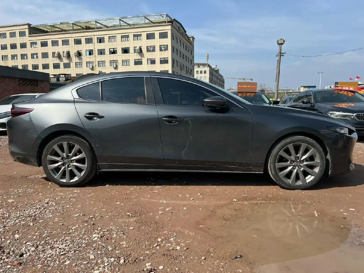 2022 Mazda 3 Axela 2.0L 158HP L4 6AT,autocango,china used car exporter,china ev exporter,chinese used car exporter,chinese used ev exporter
