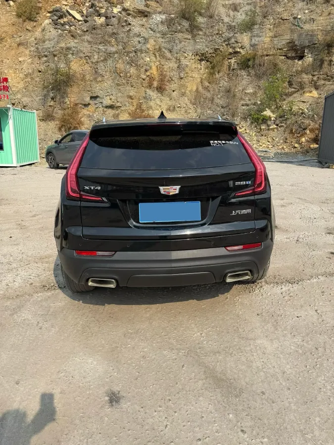 2022 Cadillac XT4 2.0T 237HP L4 9AT,autocango,china used car exporter,china ev exporter,chinese used car exporter,chinese used ev exporter