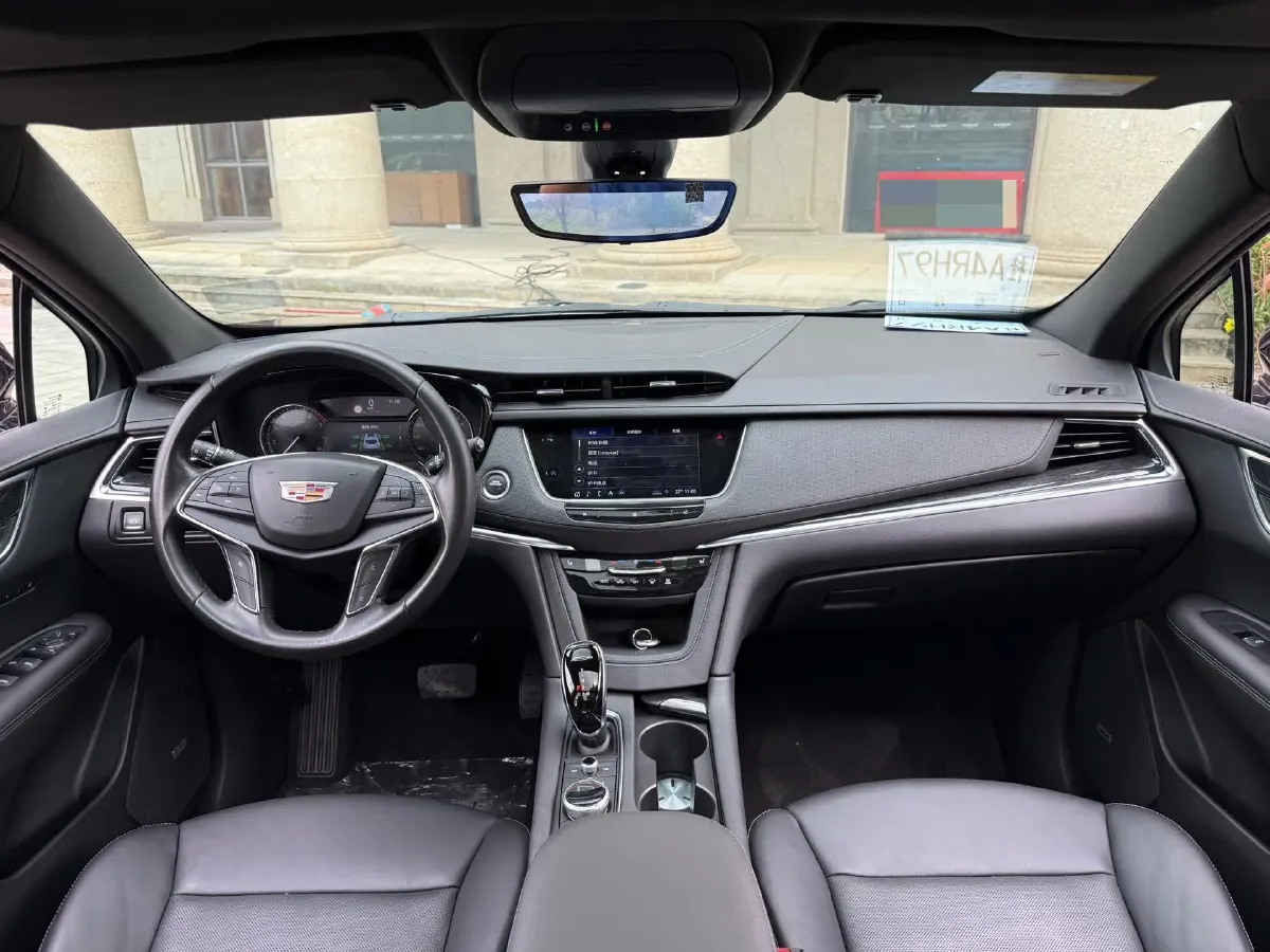 2021 Cadillac XT5 2.0T 237HP L4 9AT,autocango,china used car exporter,china ev exporter,chinese used car exporter,chinese used ev exporter