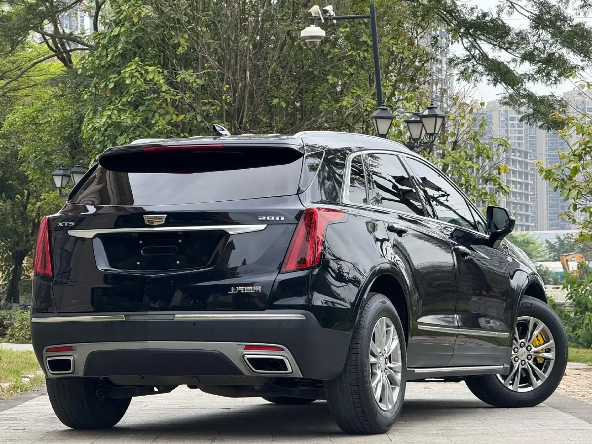 2021 Cadillac XT5 2.0T 237HP L4 9AT,autocango,china used car exporter,china ev exporter,chinese used car exporter,chinese used ev exporter