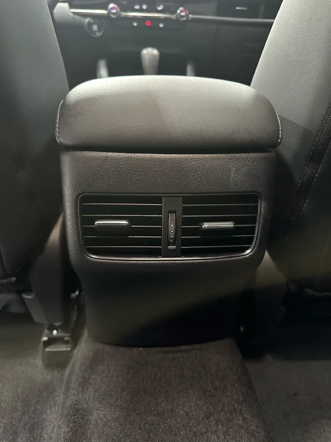 2021 Mazda 3 Axela 2.0L 158HP L4 6AT,autocango,china used car exporter,china ev exporter,chinese used car exporter,chinese used ev exporter