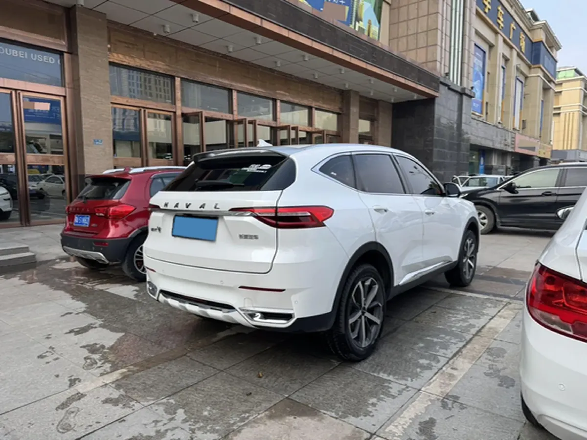 2020 Haval F7 1.5T 169HP L4 7DCT,autocango,china used car exporter,china ev exporter,chinese used car exporter,chinese used ev exporter