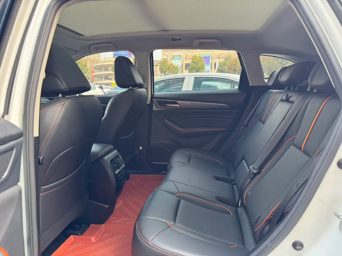 2020 Haval F7 1.5T 169HP L4 7DCT,autocango,china used car exporter,china ev exporter,chinese used car exporter,chinese used ev exporter