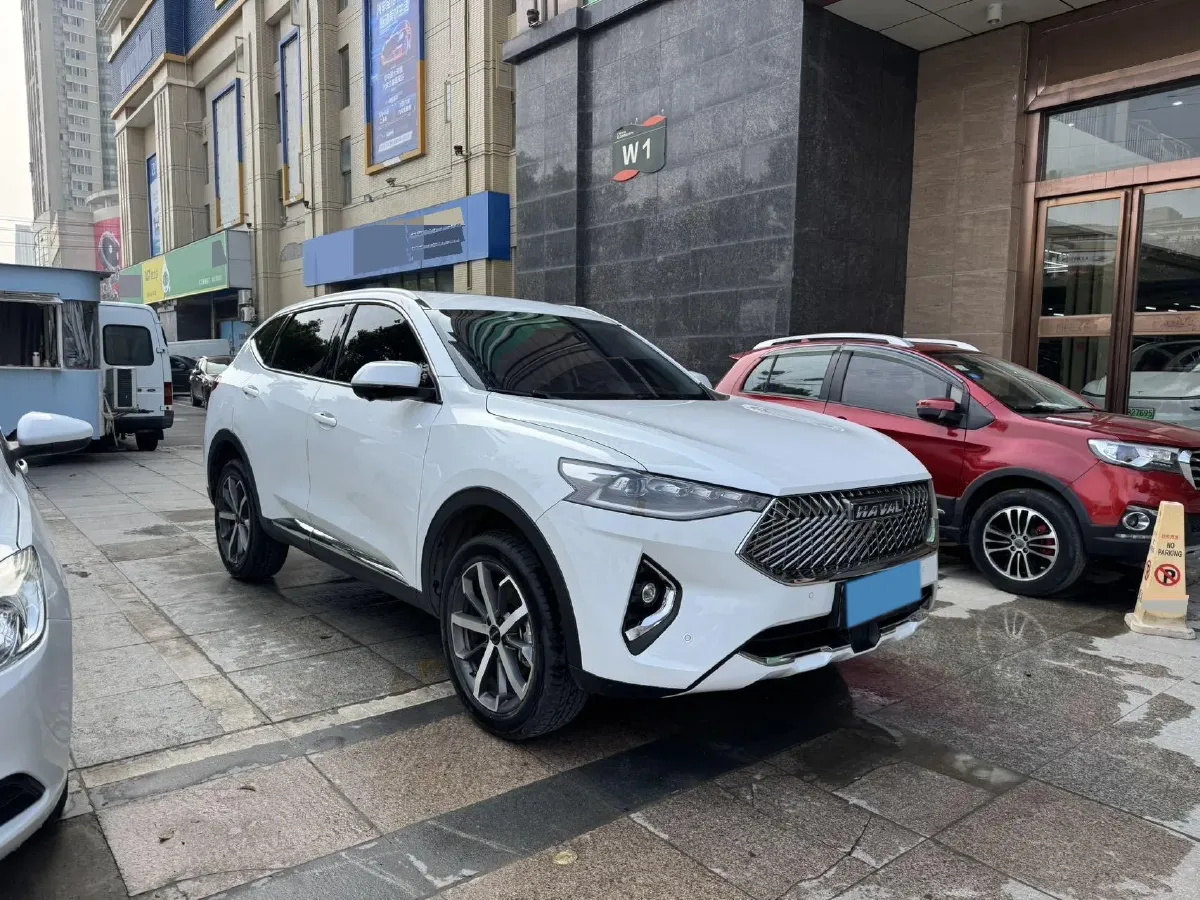 2020 Haval F7 1.5T 169HP L4 7DCT,autocango,china used car exporter,china ev exporter,chinese used car exporter,chinese used ev exporter