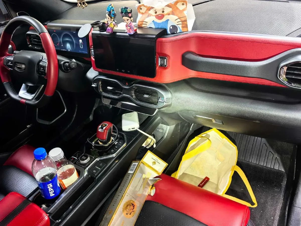 2020 Geely ICON 1.5T 177HP L3 7DCT,autocango,china used car exporter,china ev exporter,chinese used car exporter,chinese used ev exporter