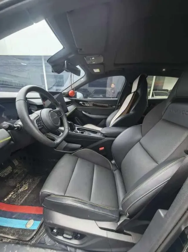 2025 LYNK&CO 03 2.0T 254HP L4 7DCT,autocango,china used car exporter,china ev exporter,chinese used car exporter,chinese used ev exporter