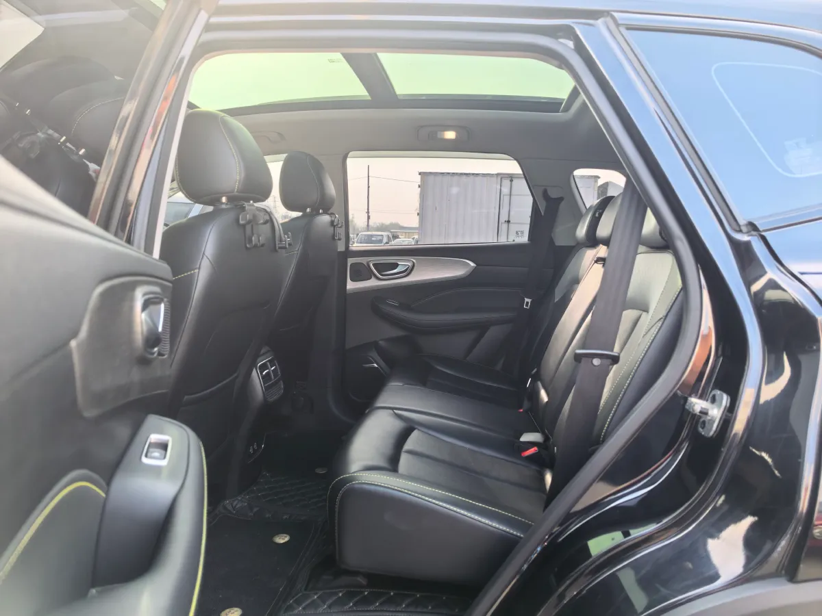 2020 Roewe RX5 eMAX 1.5T 169HP L4 AMT PHEV 16.6KWH,autocango,china used car exporter,china ev exporter,chinese used car exporter,chinese used ev exporter