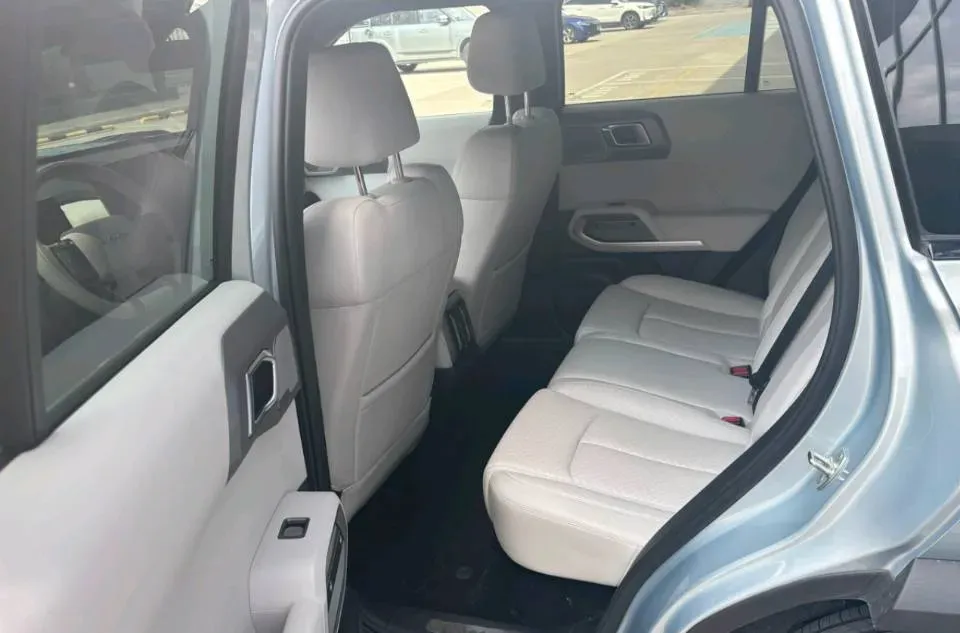 2025 FangChengBao Tai 3 BEV,autocango,china used car exporter,china ev exporter,chinese used car exporter,chinese used ev exporter