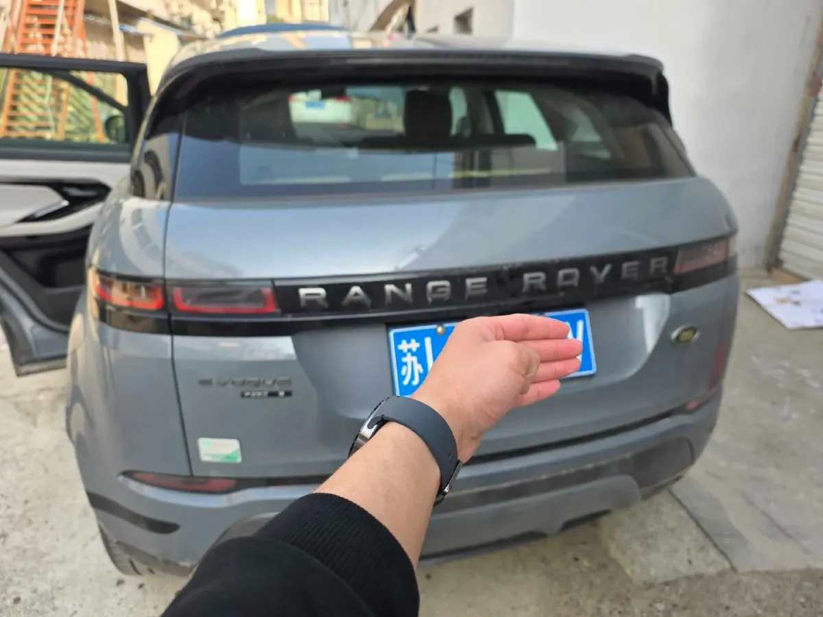 2020 Land Rover Range Rover Evoque 2.0T 249HP L4 9AT,autocango,china used car exporter,china ev exporter,chinese used car exporter,chinese used ev exporter