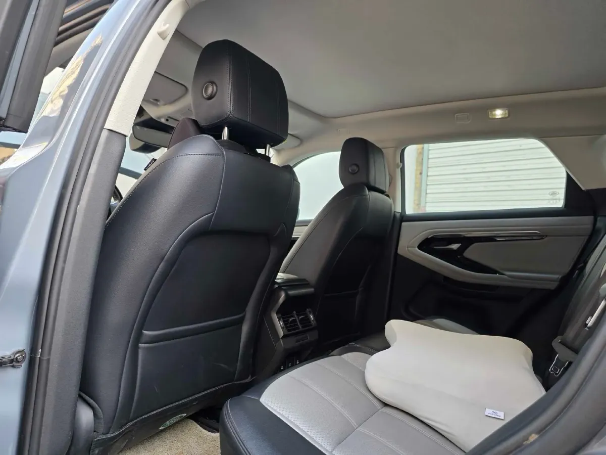 2020 Land Rover Range Rover Evoque 2.0T 249HP L4 9AT,autocango,china used car exporter,china ev exporter,chinese used car exporter,chinese used ev exporter