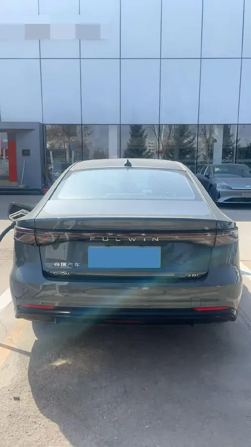 2025 Fulwin FulwinA8L 1.5T 156HP L4 1DHT PHEV 18.67KWH,autocango,china used car exporter,china ev exporter,chinese used car exporter,chinese used ev exporter