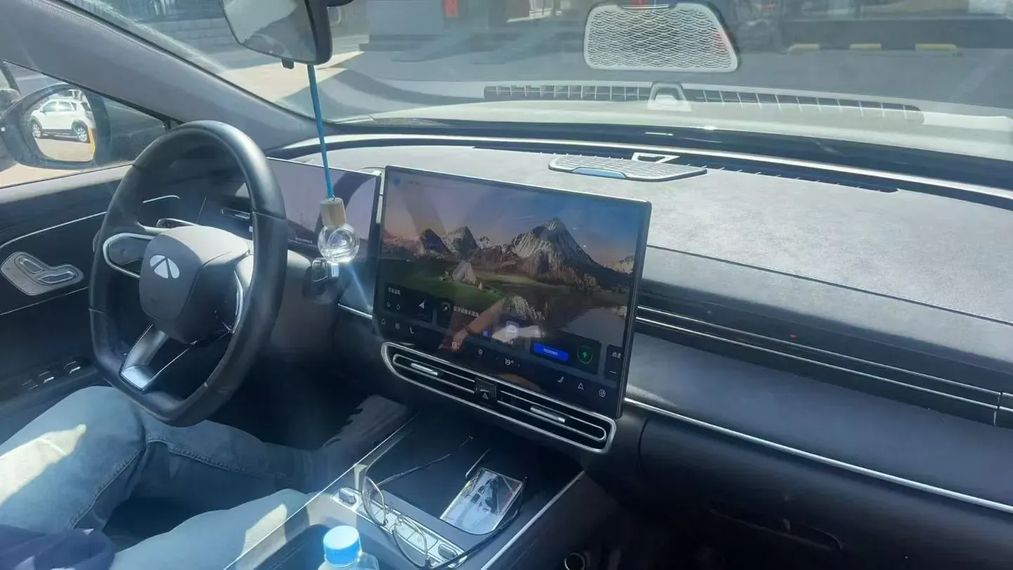 2025 Fulwin FulwinA8L 1.5T 156HP L4 1DHT PHEV 18.67KWH,autocango,china used car exporter,china ev exporter,chinese used car exporter,chinese used ev exporter