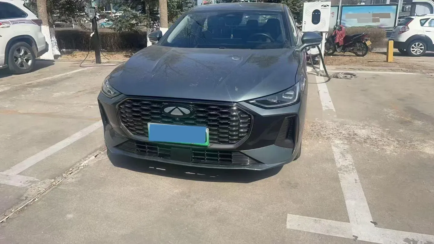 2025 Fulwin FulwinA8L 1.5T 156HP L4 1DHT PHEV 18.67KWH,autocango,china used car exporter,china ev exporter,chinese used car exporter,chinese used ev exporter