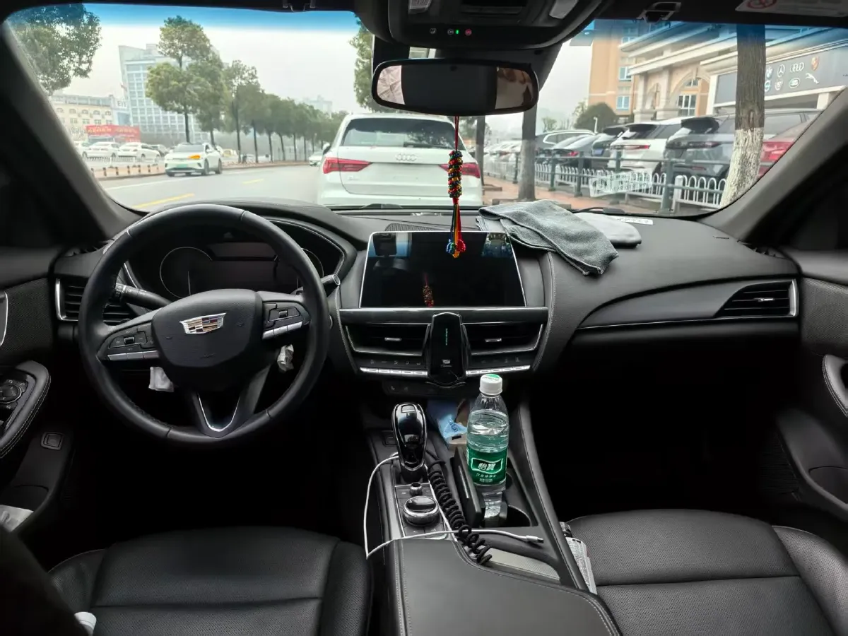 2022 Cadillac CT5 2.0T 237HP L4 10AT,autocango,china used car exporter,china ev exporter,chinese used car exporter,chinese used ev exporter