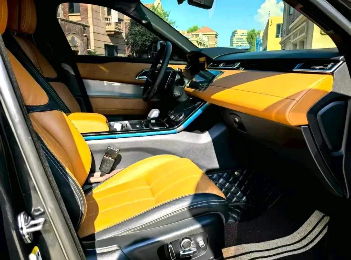 2022 Land Rover Range Rover Velar 2.0T 250HP L4 8AT,autocango,china used car exporter,china ev exporter,chinese used car exporter,chinese used ev exporter