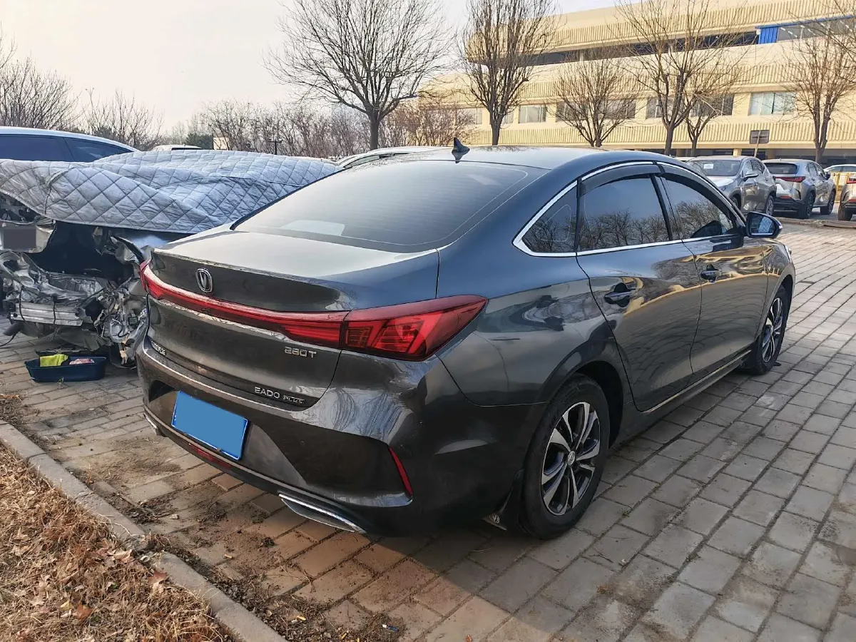 2021 ChangAn Eado 1.4T 160HP L4 7DCT,autocango,china used car exporter,china ev exporter,chinese used car exporter,chinese used ev exporter