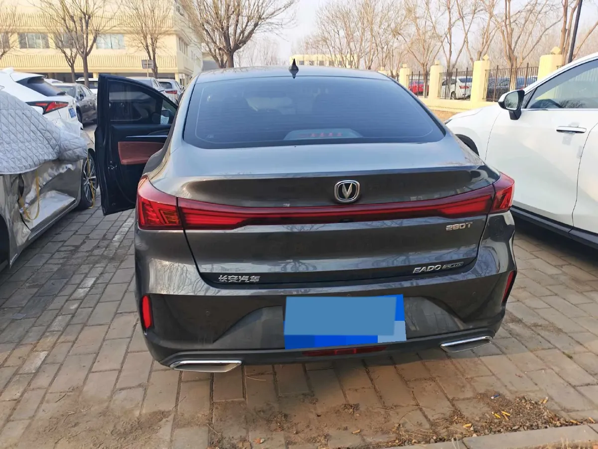 2021 ChangAn Eado 1.4T 160HP L4 7DCT,autocango,china used car exporter,china ev exporter,chinese used car exporter,chinese used ev exporter