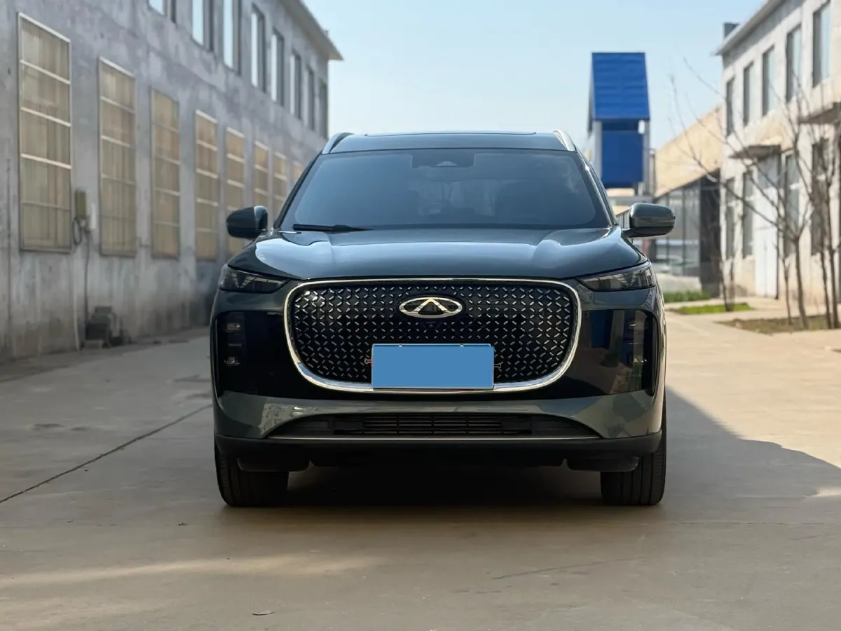 2025 Chery Tiggo 8 Plus 1.6T 197HP L4 7DCT,autocango,china used car exporter,china ev exporter,chinese used car exporter,chinese used ev exporter