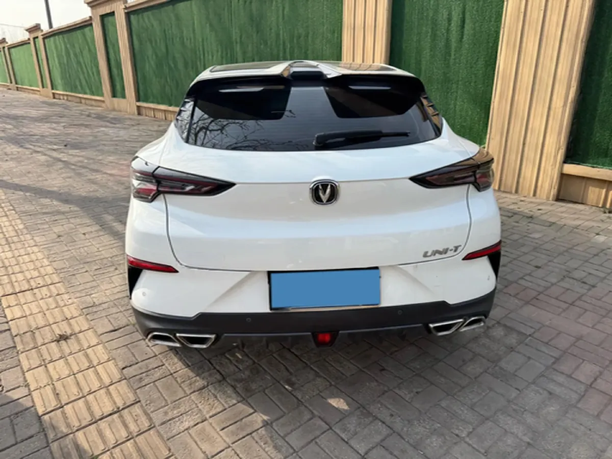 2020 ChangAn UNI-T 1.5T 180HP L4 7DCT,autocango,china used car exporter,china ev exporter,chinese used car exporter,chinese used ev exporter