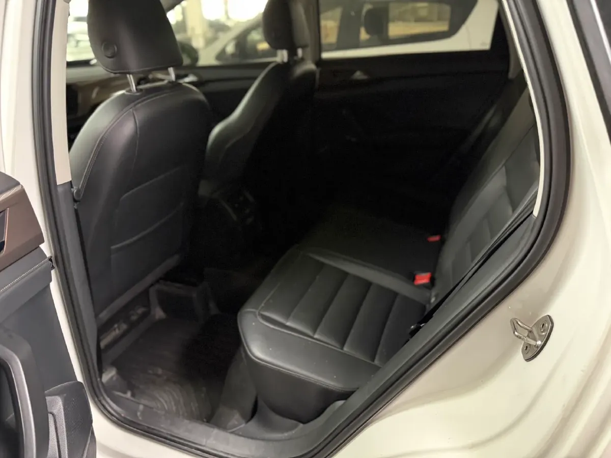 2020 Volkswagen Tharu 1.4T 150HP L4 7DCT,autocango,china used car exporter,china ev exporter,chinese used car exporter,chinese used ev exporter