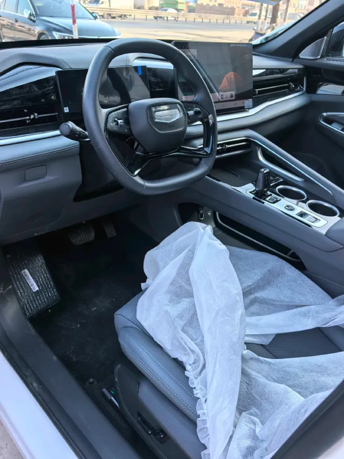 2026 Geely Azkarra 1.5T 181HP L4 7DCT,autocango,china used car exporter,china ev exporter,chinese used car exporter,chinese used ev exporter