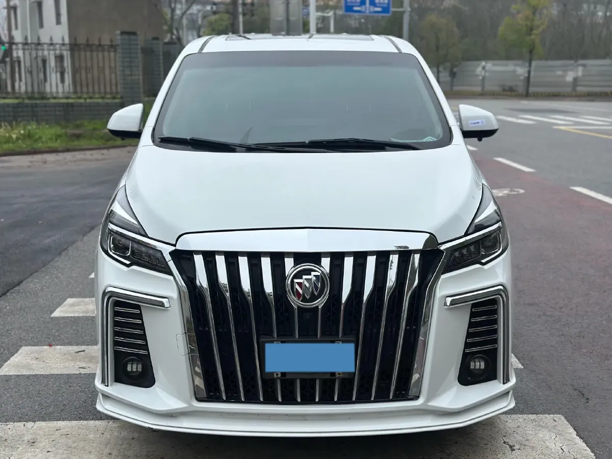 2022 Buick GL8 2.0T 237HP L4 9AT,autocango,china used car exporter,china ev exporter,chinese used car exporter,chinese used ev exporter