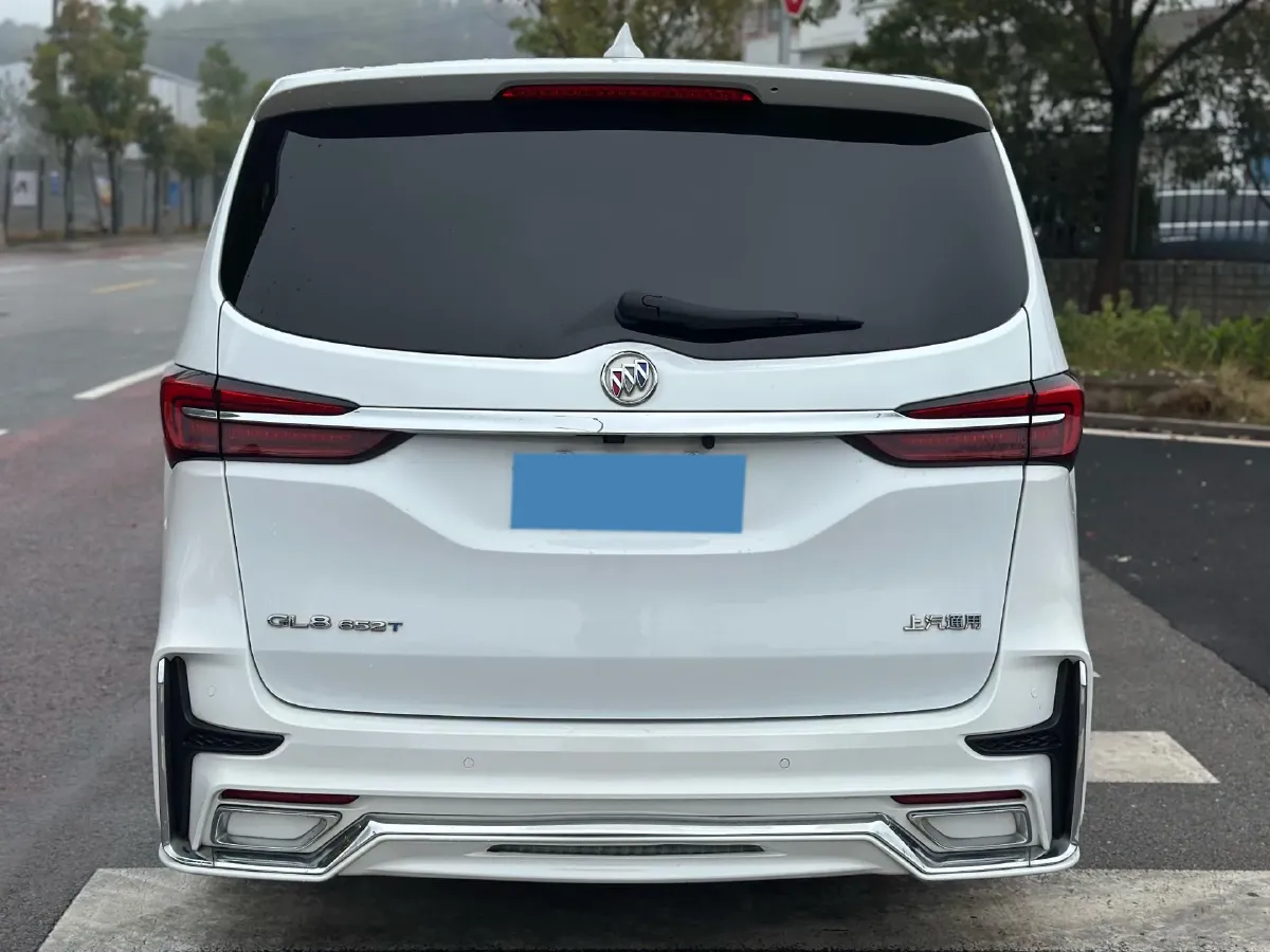 2022 Buick GL8 2.0T 237HP L4 9AT,autocango,china used car exporter,china ev exporter,chinese used car exporter,chinese used ev exporter