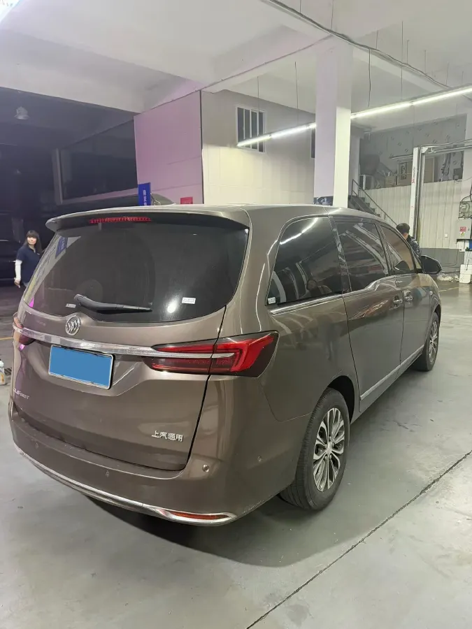 2021 Buick GL8 2.0T 237HP L4 9AT,autocango,china used car exporter,china ev exporter,chinese used car exporter,chinese used ev exporter