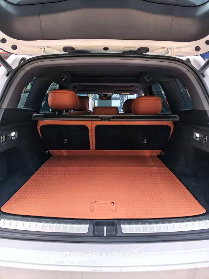 2025 AITO AITO M8 REEV 160HP REEV 53.4KWH,autocango,china used car exporter,china ev exporter,chinese used car exporter,chinese used ev exporter