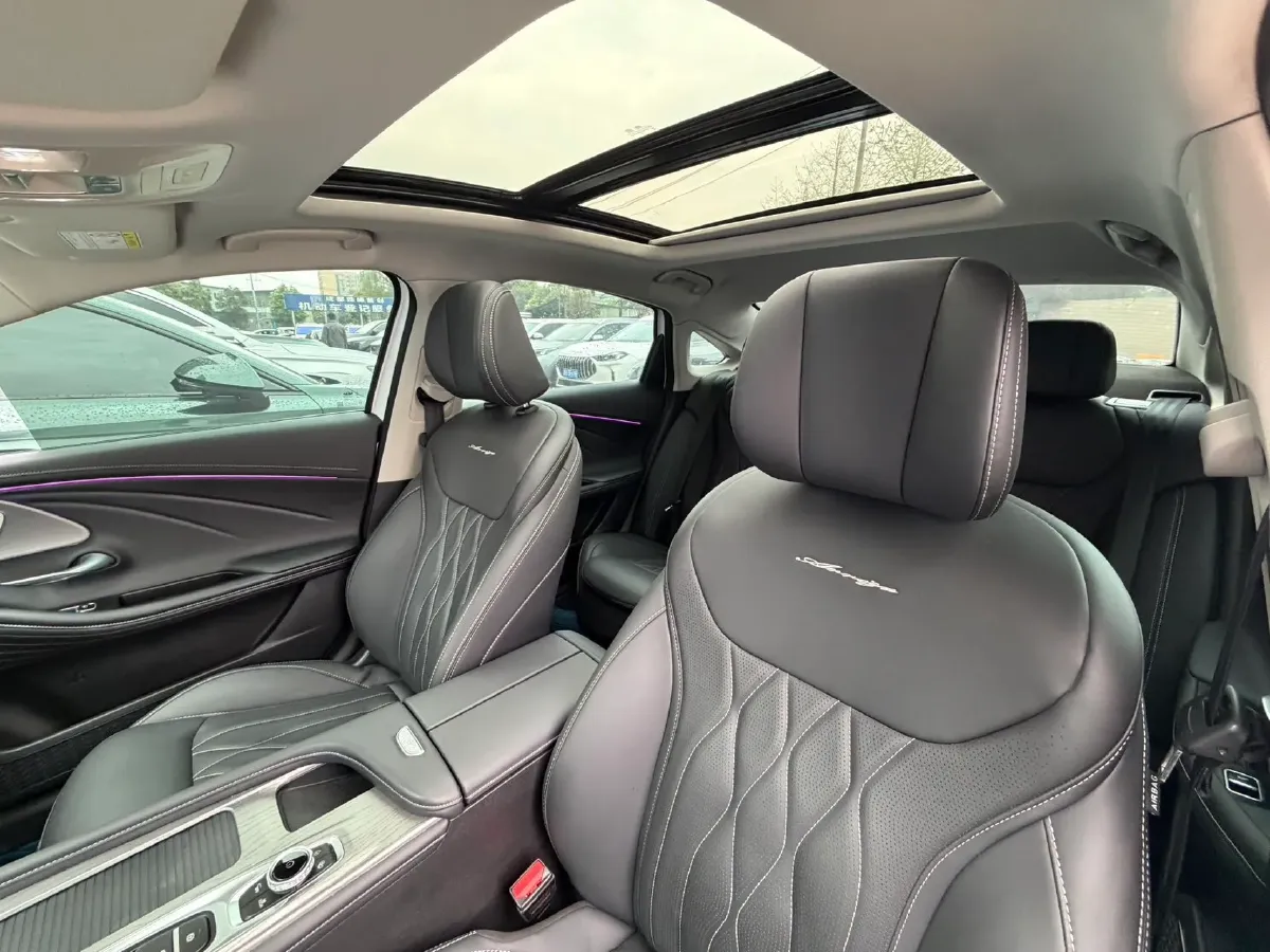 2024 Chery Arrizo 8 1.6T 197HP L4 7DCT,autocango,china used car exporter,china ev exporter,chinese used car exporter,chinese used ev exporter