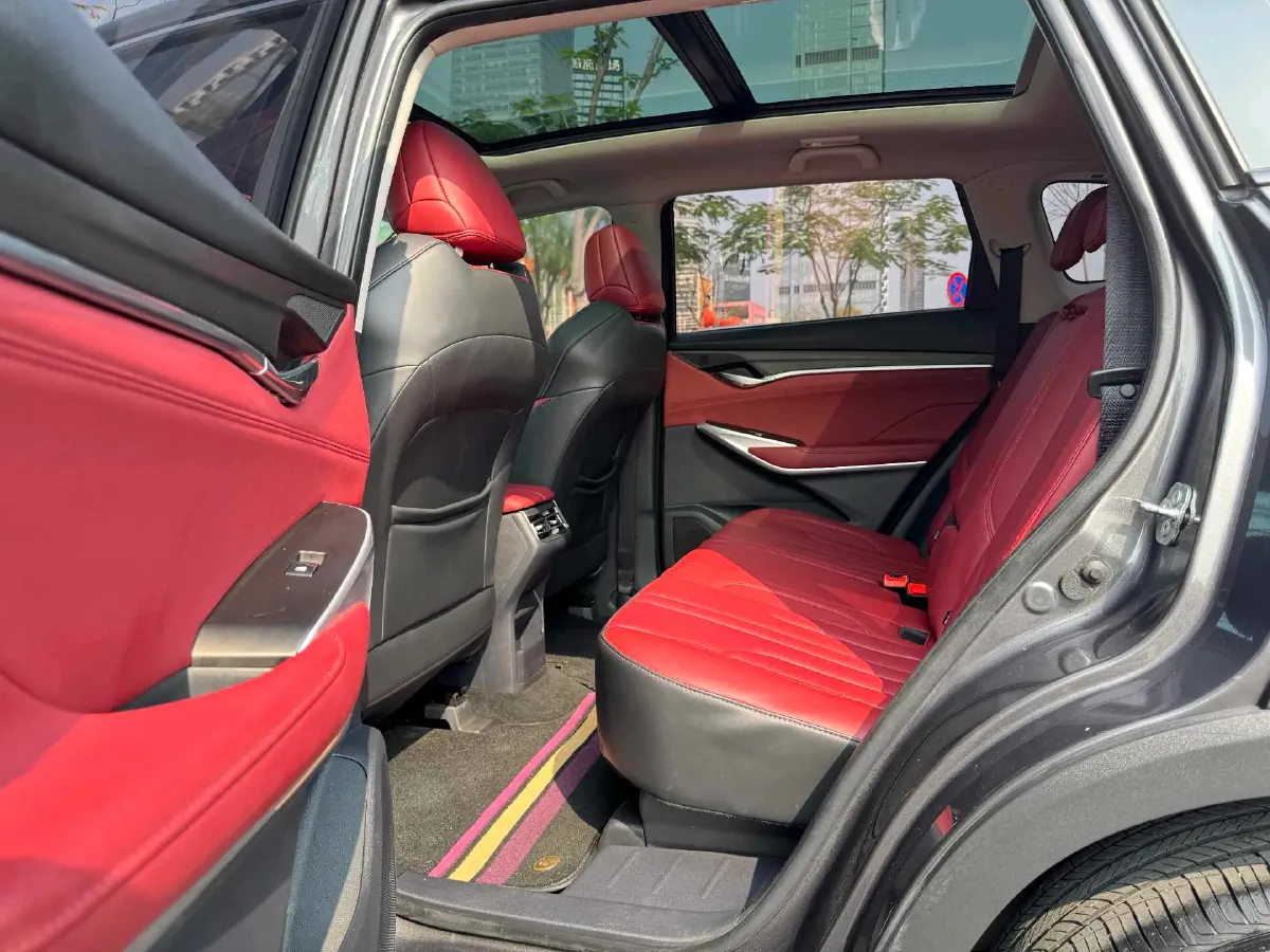 2022 ChangAn CS75 Plus 1.5T 178HP L4 6AT,autocango,china used car exporter,china ev exporter,chinese used car exporter,chinese used ev exporter