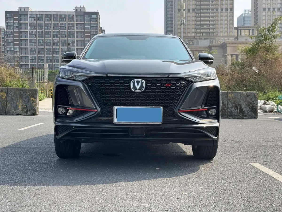 2022 ChangAn CS75 Plus 1.5T 178HP L4 6AT,autocango,china used car exporter,china ev exporter,chinese used car exporter,chinese used ev exporter
