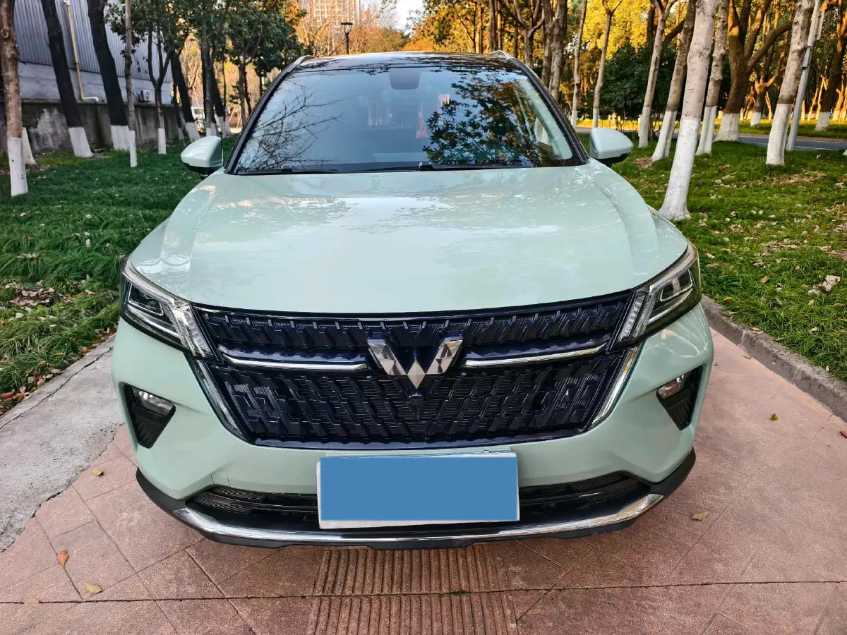 2021 WuLing XingChen 1.5T 147HP L4 CVT,autocango,china used car exporter,china ev exporter,chinese used car exporter,chinese used ev exporter